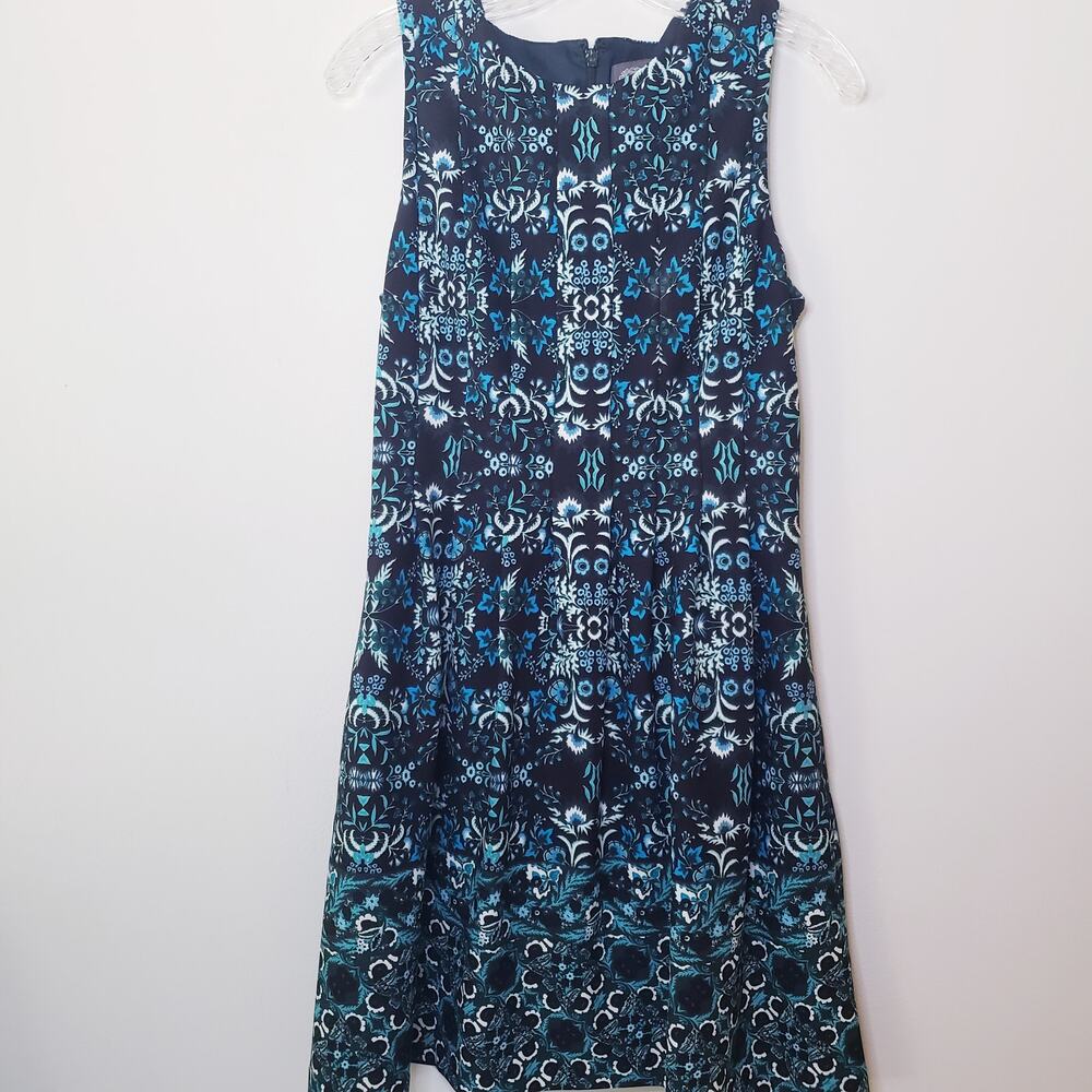 Vince Camuto Sheath Dress Blue & Green Geometric Pleats Size 6
